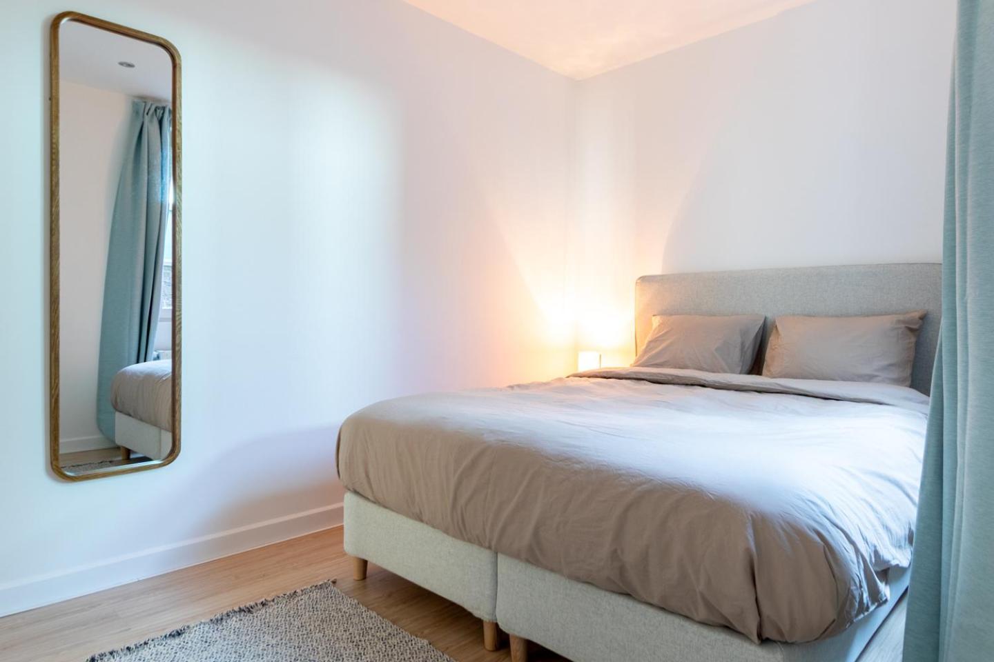 Bright, Spacious Apartments & Perfectly Located In The Heart Of ヘント エクステリア 写真
